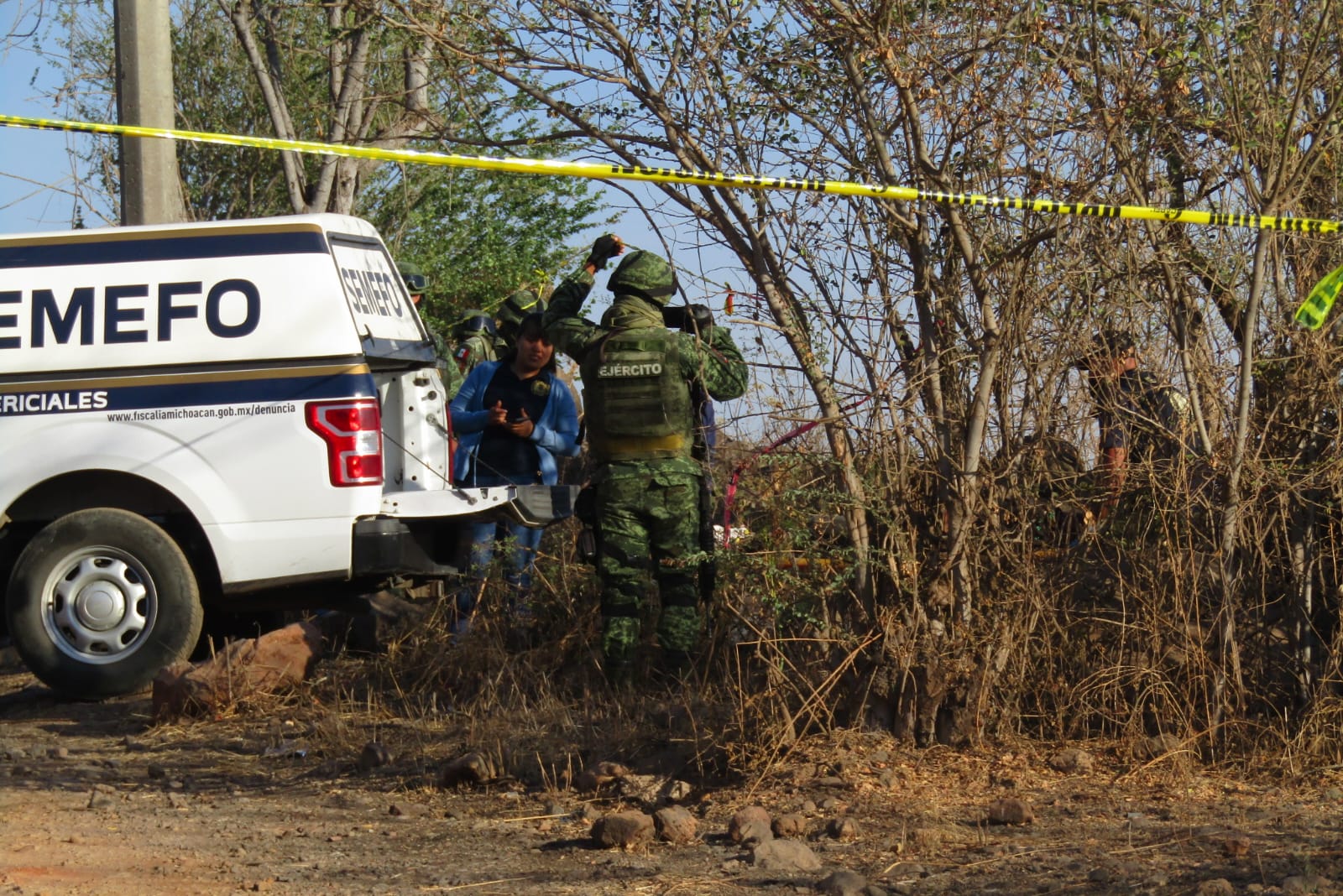 Localizan cadáver con huellas de violencia de una mujer en la colonia