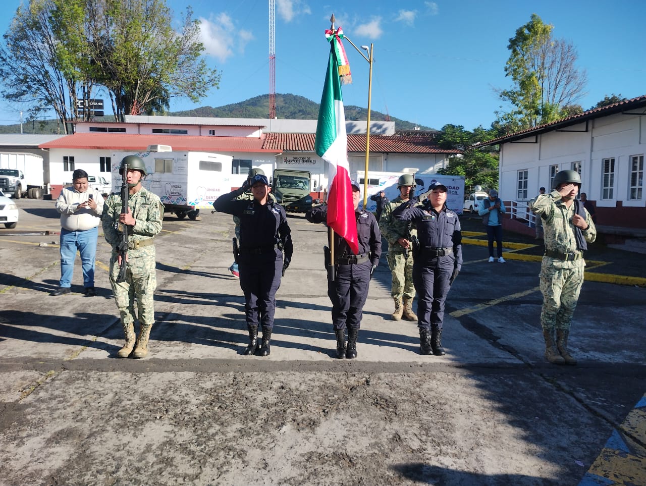 Galeria Hombres Y Mujeres Del Servicio Militar Nacional Reciben Su