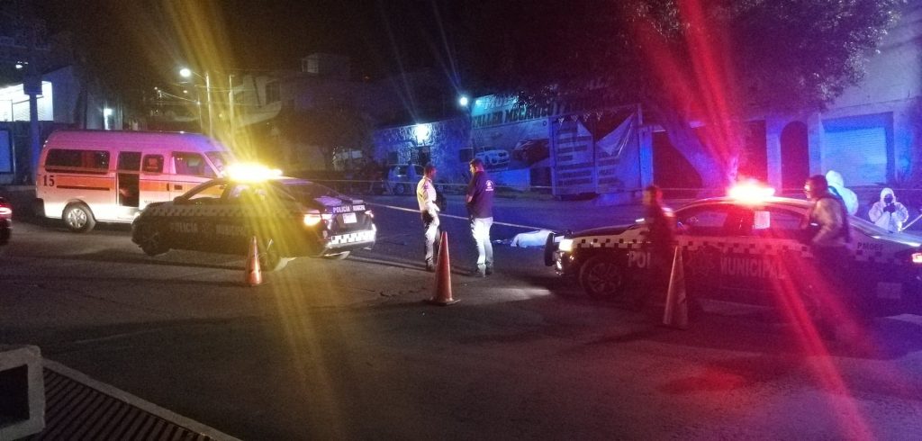 Morelia | Muere motociclista tras choque frontal contra combi, en la  colonia Vista Bella | Americano Victor