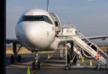 Ixtapa Zihuatanejo da la bienvenida al primer vuelo internacional de la temporada invernal 2025-2026