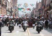 Espectacular desfile en honor a Morelos, corona el programa patrio en Morelia
