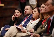 Urgente redignificar salarios de médicas y médicos residentes: Reyes Galindo