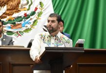 Octavio Ocampo propone blindar legalmente a maestras y maestros