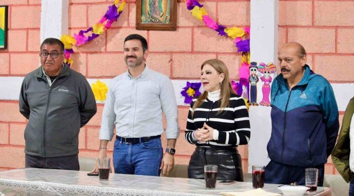 Yankel Benítez reconoce el talento de mujeres emprendedoras