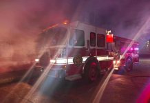 Arde vehículo en Zitácuaro