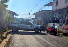 Delincuentes matan a una mujer en lonchería de Ziracuaretiro