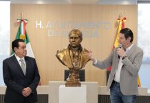 Devela Alfonso Martínez busto de Morelos que será colocado en el CAM