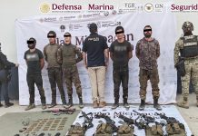 autoridades federales y estatales detienen en michoacán a nueve personas y aseguran armamento