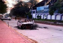 Hallan a persona calcinada junto a vehículo quemado en San Juan Benito Juárez, Cuitzeo