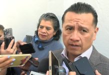 Reconstruyen rutas y avanzan peritajes por ataque con explosivo en Coahuayana