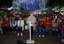 Celebró Quiroga una noche llena de luz y tradición con su Desfile y Caravana Navideña 2025