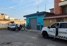 Padre e hijo son atacados a balazos en Zamora; el adulto murió