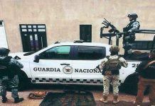 Guardia Nacional y Ejército Mexicano liberan a dos secuestrados y aseguran armamento, en Marcos Castellanos