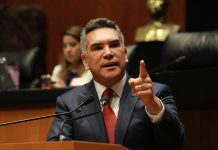 El PRI respalda la caída de la “narcodictadura terrorista y comunista” de Venezuela, afirmó Alejandro Moreno