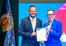 A doblar el paso convoca Yarabí Ávila al funcionariado nicolaita; Gabinete cierra filas con la rectora