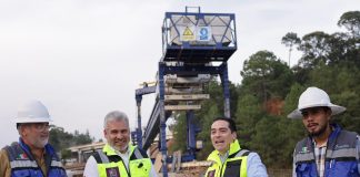 Abierta la circulación vehicular a 4 carriles del tramo carretero Pátzcuaro-Uruapan: Bedolla