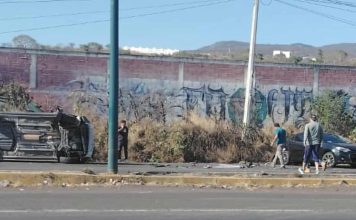 Se registra choque volcadura afuera de El Relicario, al poniente de Morelia