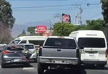 #Video | Camioneta con llanta ponchada provoca accidente múltiple en el Libramiento Oriente de Morelia