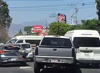 #Video | Camioneta con llanta ponchada provoca accidente múltiple en el Libramiento Oriente de Morelia