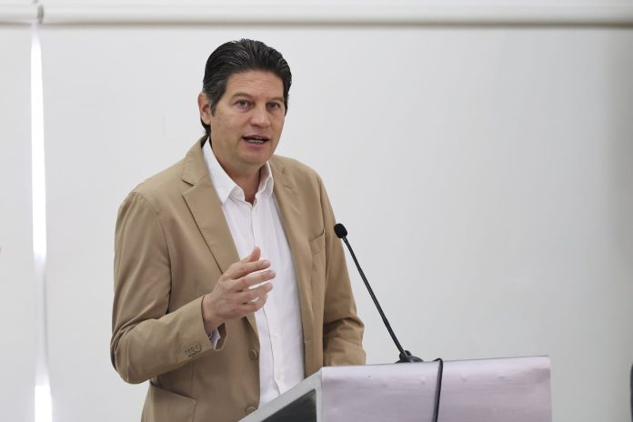 8e17429f-24e9-4efb-aa6d-8d43112ea396