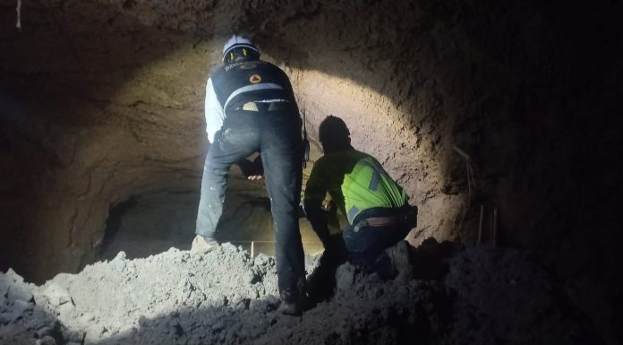 Intensifican labores de rescate para localizar a cuatro mineros atrapados en la mina Santa Fe, de Sinaloa