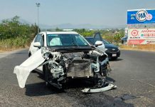 Choque entre dos camionetas en el Libramiento Norte de Zamora deja cuantiosos dañosmateriales