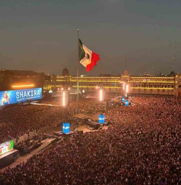 #Video | Noche histórica de Shakira ante más de 400 mil fans, en el zócalo de la Ciudad de México