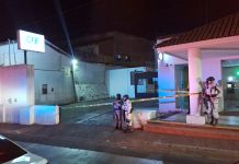 #Video | Se registra ataque armado contra vehículo estacionado en la CFE de Uruapan