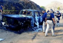 Hallan calcinada la camioneta de Rogelio Portillo, director del Bienestar de Huetamo; no hay rastro de él