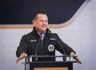 Carlos Torres Piña solicita licencia como Fiscal y garantiza continuidad, orden y transparencia en la FGE