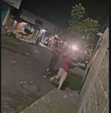 #Video | Balacera provoca temor en Lomas del Rosario de Uruapan; Grecia Quiroz reportan un detenido