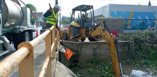 Continúan trabajos de desazolve del Dren Barajas en Morelia