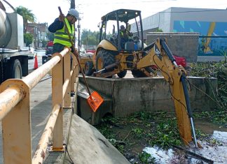 Continúan trabajos de desazolve del Dren Barajas en Morelia
