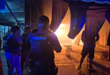 Se incendia mueblería en Capacuaro