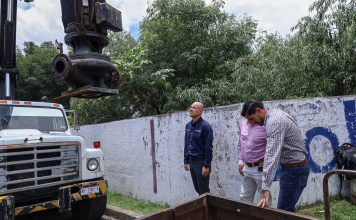 Supervisa Adolfo Torres acciones emergentes para restablecer el servicio en el rebombeo Guillermo Prieto