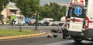 Choque entre motocicletas deja dos heridos en el Libramiento Oriente de Morelia