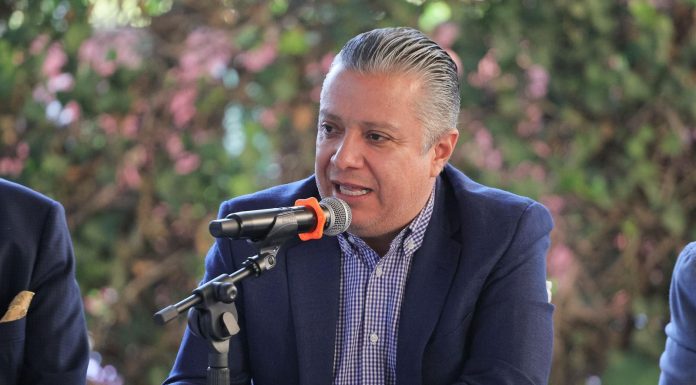 Las y los conductores ya pueden tramitar su tarjeta de circulación digital: Luis Navarro
