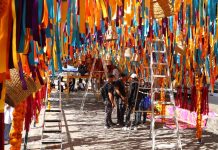 Arco floral de Morelia da bienvenida a celebración del Día de Muertos