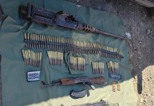 Agentes federales y estatales aseguran 4 fusiles y 5 vehículos robados en Uruapan: SSP