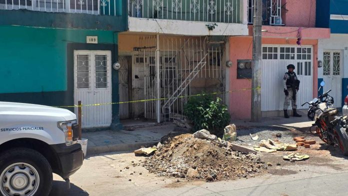 JACONA Hallan muerto y putrefacto a pepenador, en vivienda de Jacona (1)