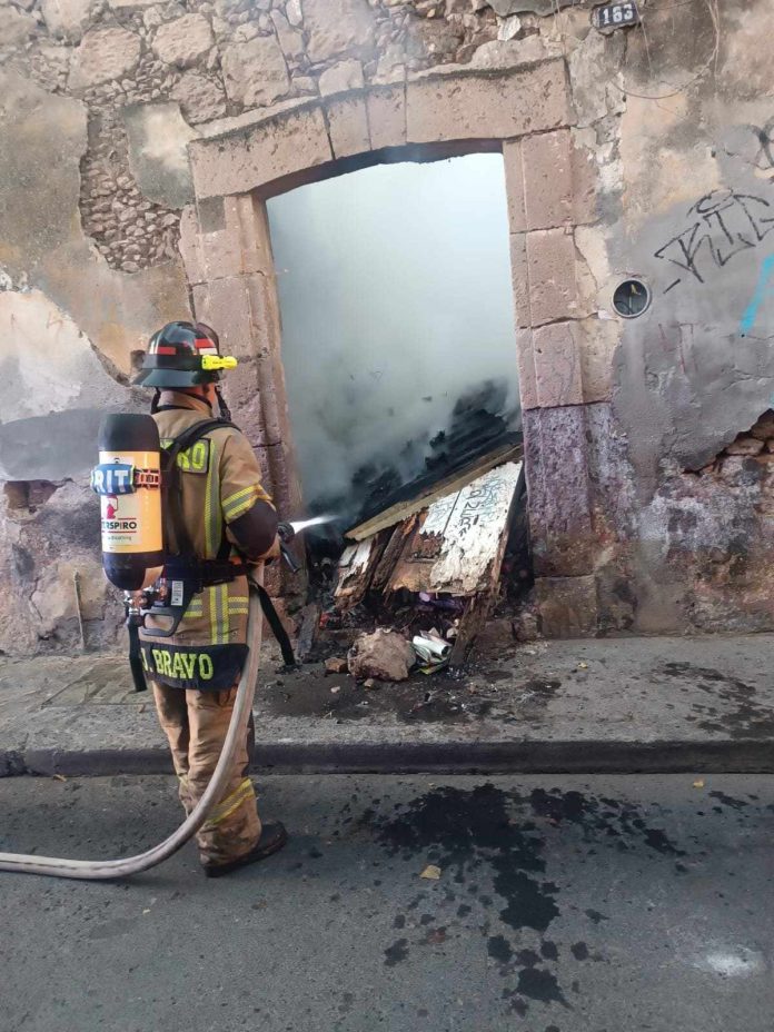 MORELIA Se registran 2 incendios de domicilio en distintas colonias de Morelia (2)