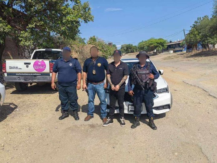 TEPALCATEPEC Detienen a exautodefensa en Tepalcatepec por conducir auto robado con violencia