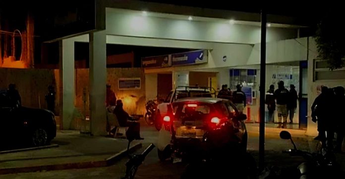 URUAPAN Adolescente se dispara al manipular un arma, en San Juan Nuevo