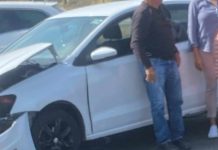 Auto es impactado por el tren en el libramiento de Morelia, cerca de la SSP