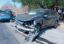 #VIDEO | Se registra carambola vehicular en la Apatzingán – Cuatro Caminos; hay 4 heridos