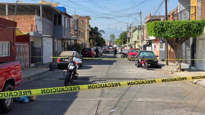 ZAMORA Delincuentes balean vivienda de la colonia Ejidal Norte, Zamora (4)