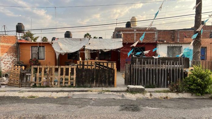 ZAMORA Delincuentes balean vivienda en el Fraccionamiento Valle Dorado (1)