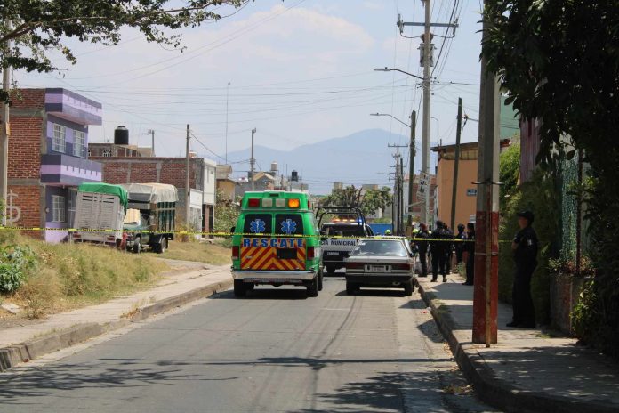 ZAMORA Joven mujer es ultimada a balazos en el Infonavit Progreso Nacional, de Zamora (3)